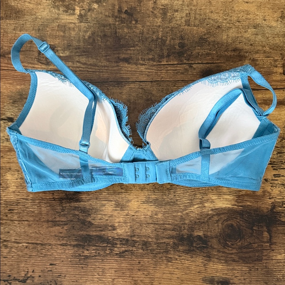 Victoria's Secret Teal Lace “Very Sexy” Bra - Picture 3 of 7